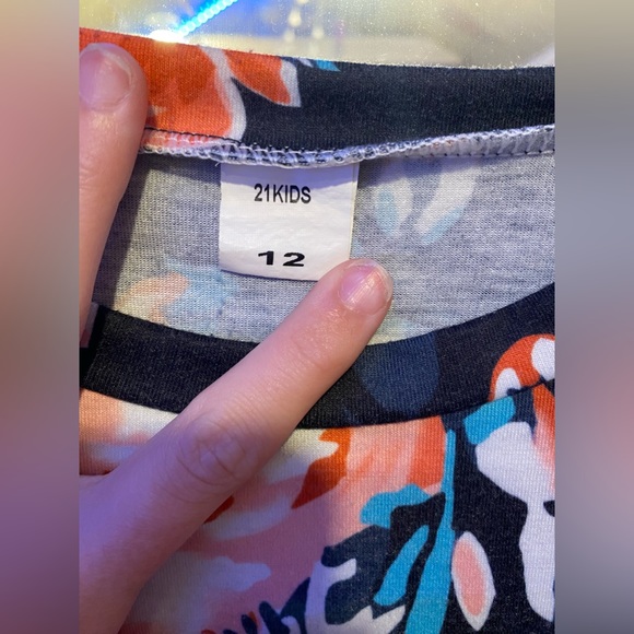 21KIDS Dresses - Picture 4 of 4